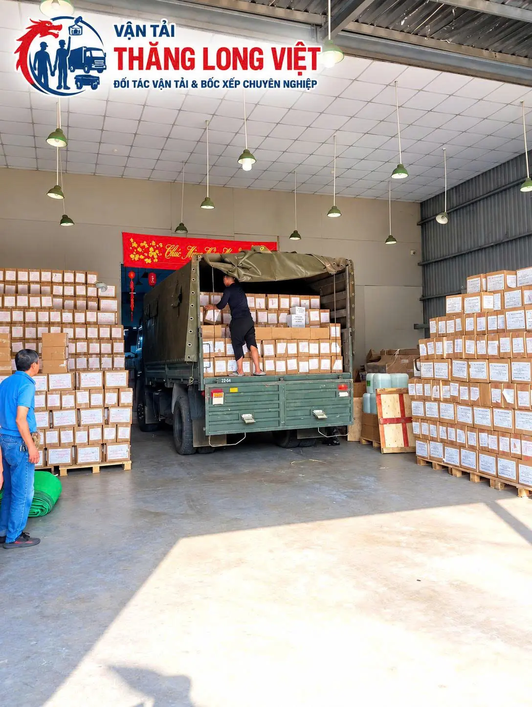 Bốc xếp kho xưởng container Thuận An B&igrave;nh Dương